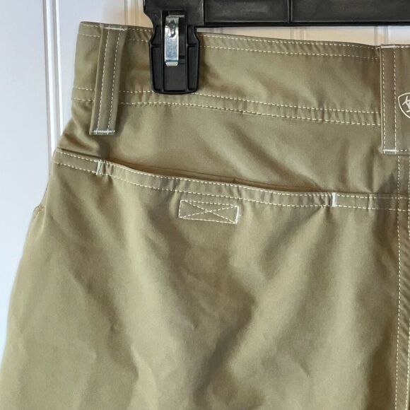 Ariat Tek Shorts Men's 30 Khaki Chino Tech Performance Flat Front Pockets Logo - Picture 7 of 9
